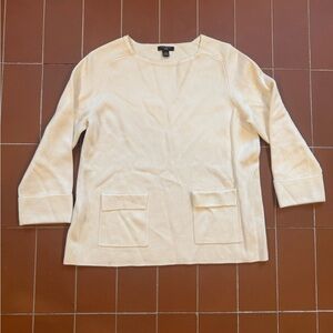 Ann Taylor XS petite sweater with pockets